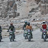 bikers-upper-mustang 