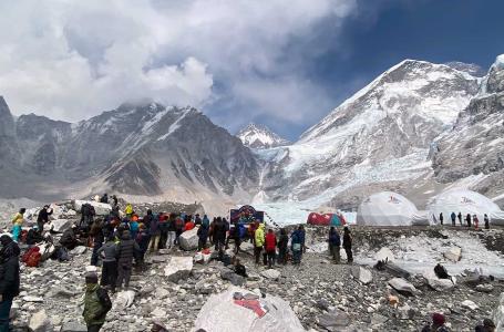 everest-base-camp-trekking 