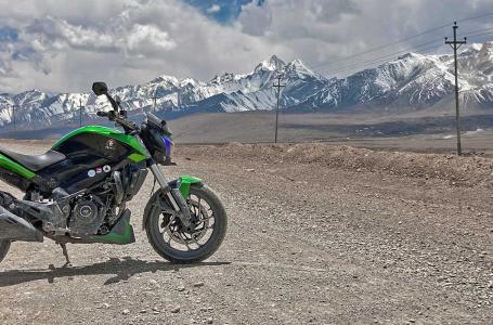 upper-mustang-bike-tour 