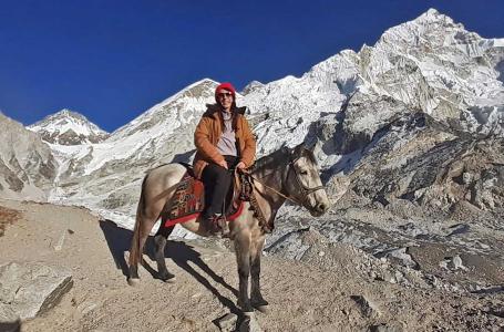 ebc-horse-riding-trek 