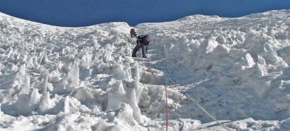 island-peak-climbing 