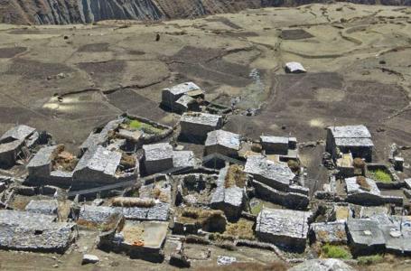 local-village-in-manaslu 