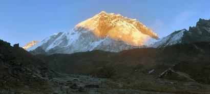 everest-view-golden 
