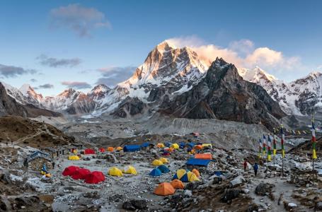 makalu-base-camp-ai 